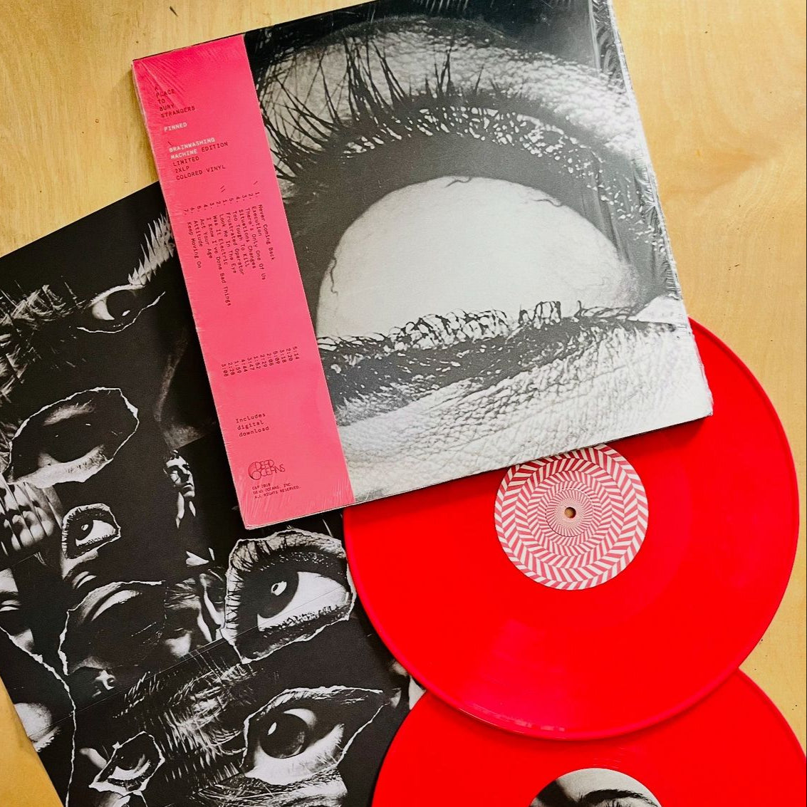 A Place To Bury Strangers - Pinned (2LP Pink Indie Exclusive)