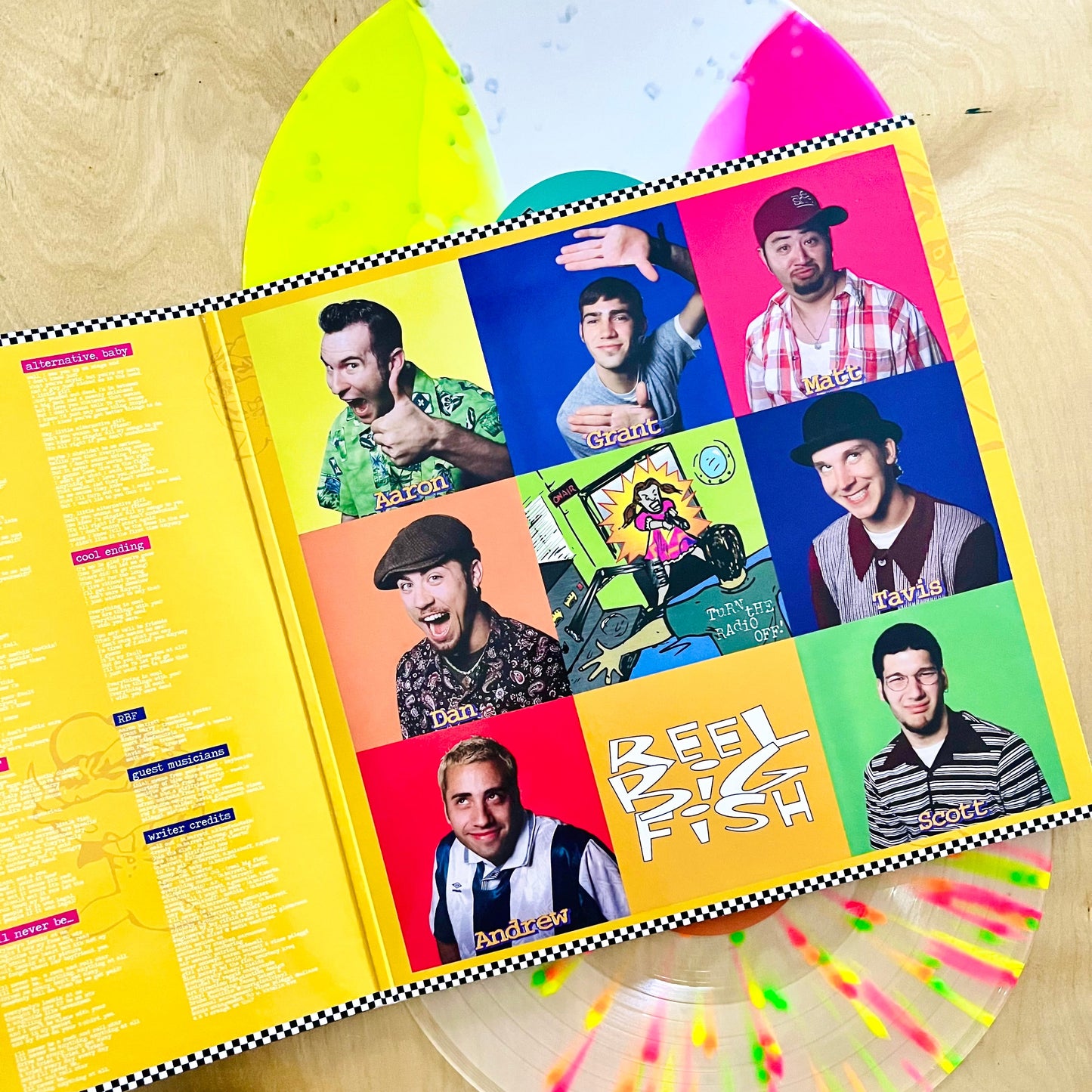 Reel Big Fish - Turn The Radio Off (Deluxe 2LP Splatter & Tri Stripe Colored Limited 350 Copies)