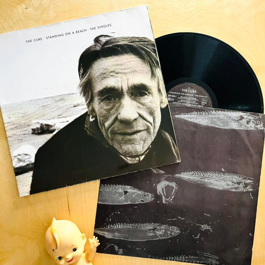 The Cure - Standing On A Beach - The Singles (1986 Europe Gatefold)